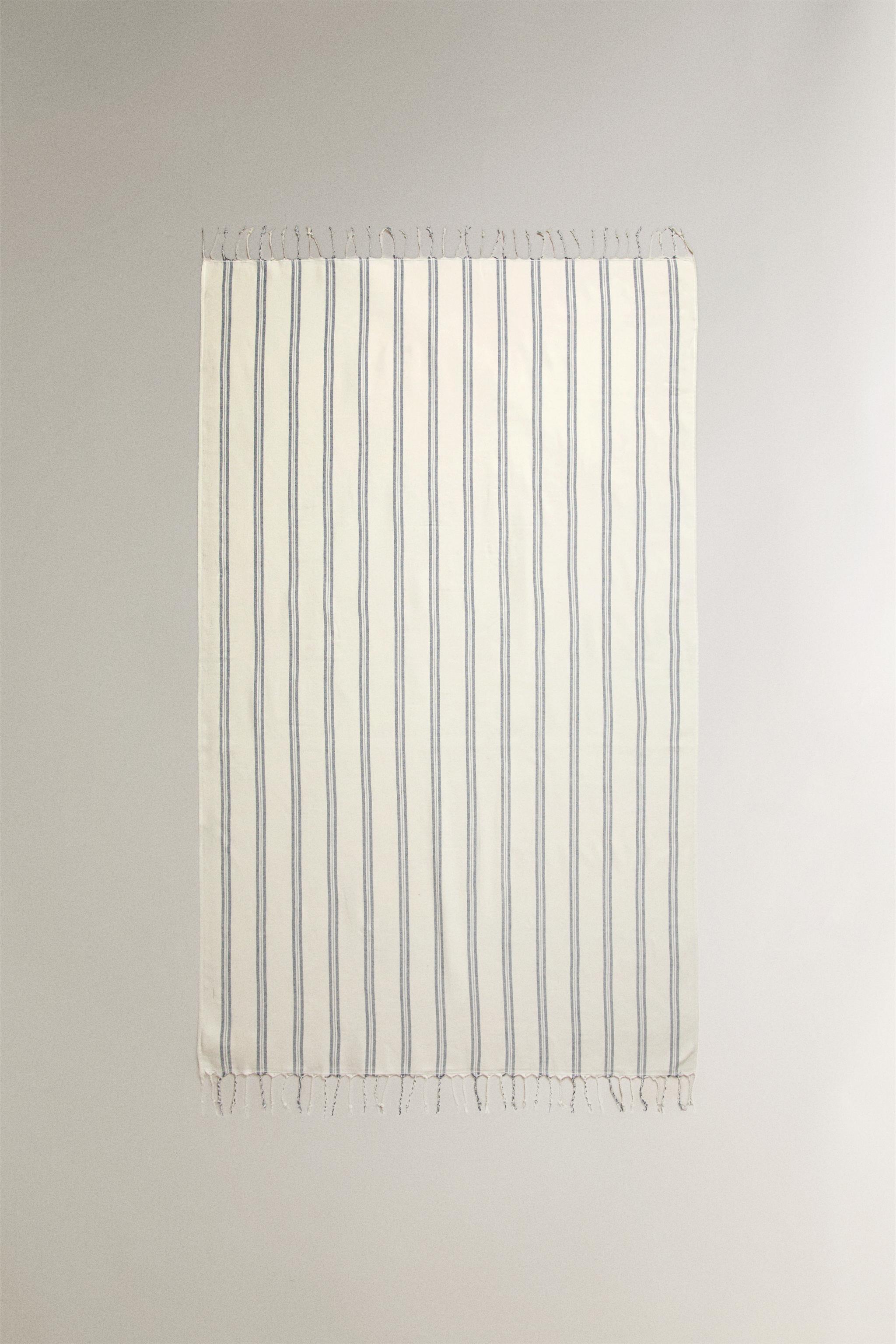 STRIPED PAREO BEACH TOWEL